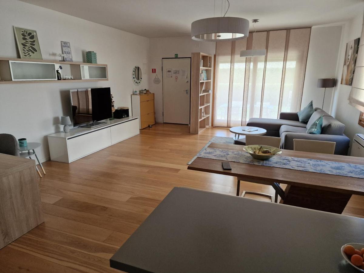 Premium Apartment Maj **** Poreč Eksteriør billede